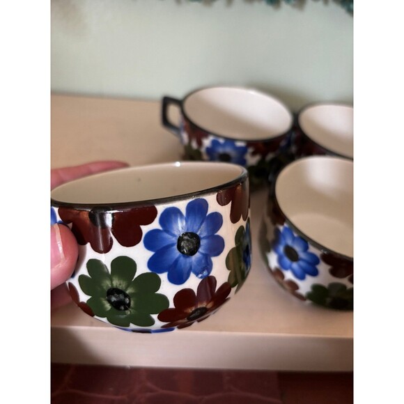 Vintage floral mugs - Picture 5 of 6